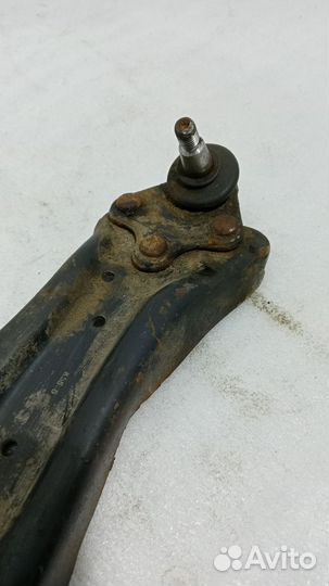Рычаг передний левый Шкода