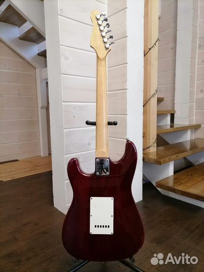 Электрогитара Eurofon