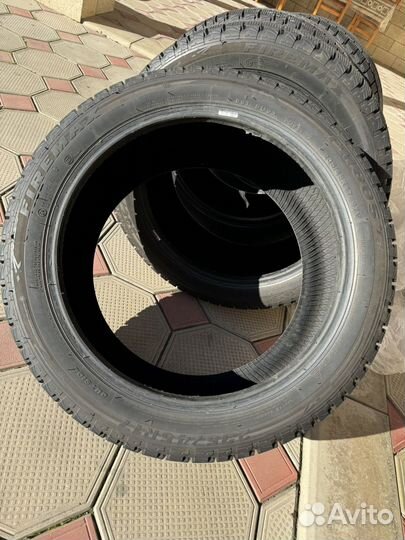 Firemax FM805+ 235/45 R17 97V