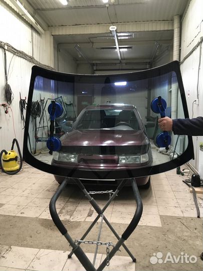 Лобовое стекло на Ваз 2110