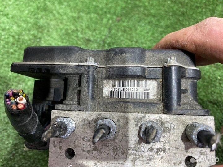 Блок ABS Nissan Teana J32 VQ25DE 2008