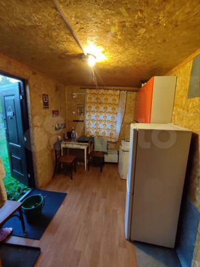 Дача 15 м² на участке 10 сот.