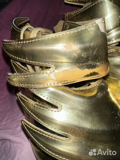 Кроссовки adidas jeremy scott wings 3.0