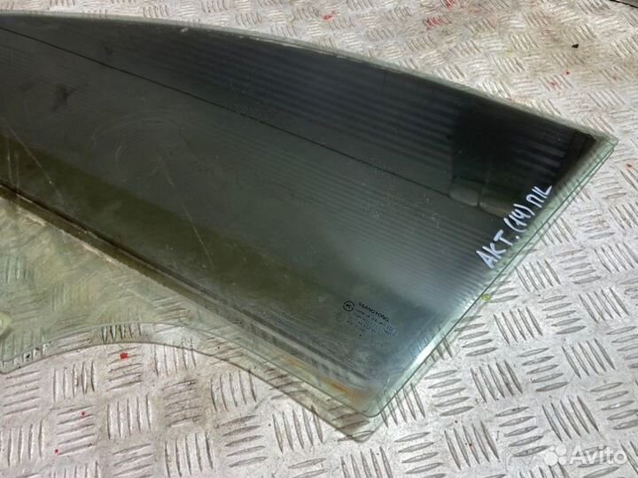 Стекло двери опускное переднее левое Ssangyong