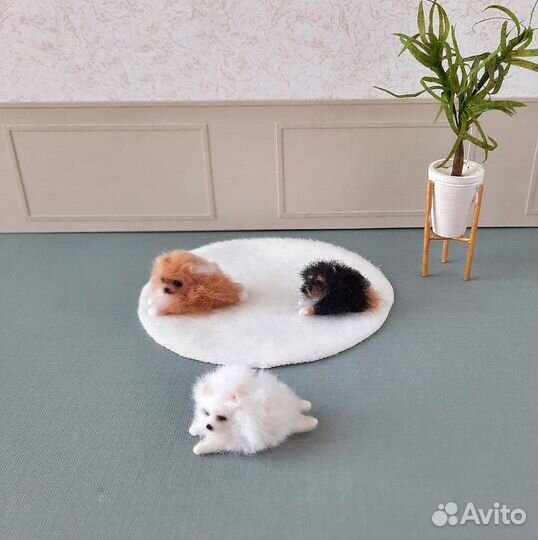 Миниатюрная игрушка Шпиц