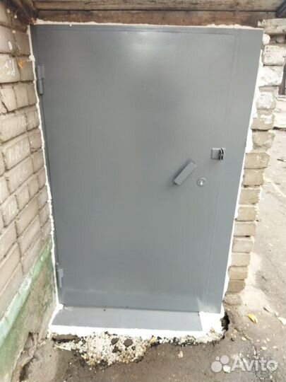 Дверь металлическая на подвал