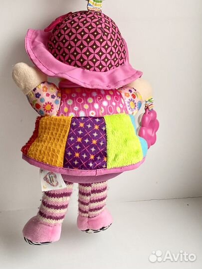 Кукла-подвеска развивающая Lamaze Эмилия