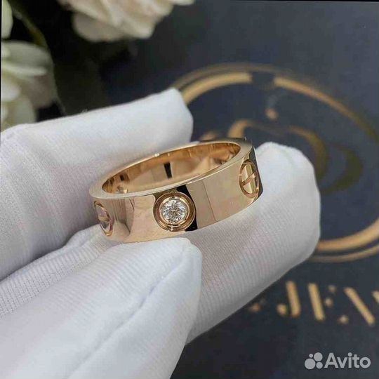 Кольцо Cartier Love, 3 бриллианта 0,19ct