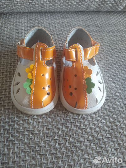 Сандалии для девочки
