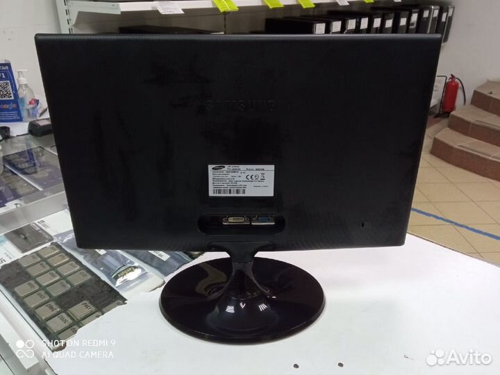 Монитор Samsung S22C300B 21.5