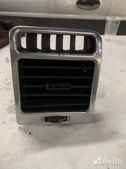 Дефоктор обдува салона land rover 3