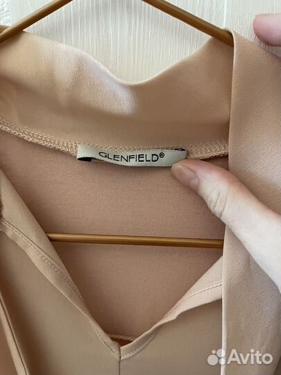 Блузка с бантом