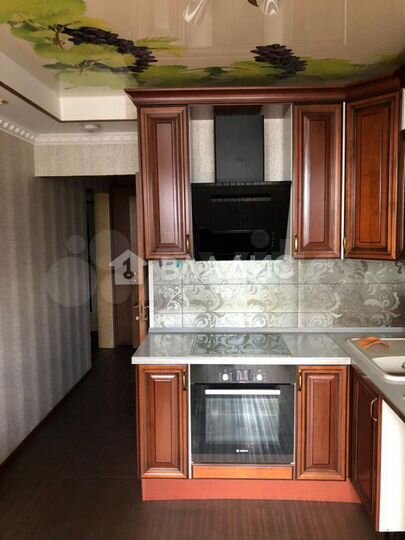 3-к. квартира, 50 м², 3/17 эт.