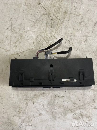 Блок кнопок отключения стабилизации и парктроников