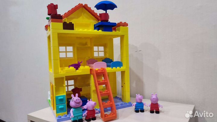 Конструктор свинка Пеппа дом