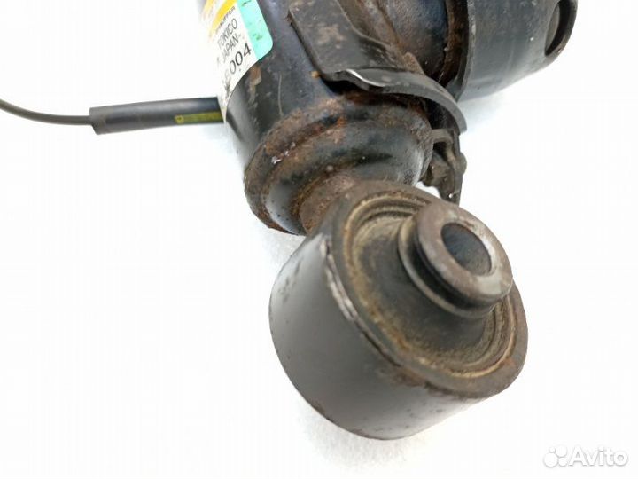 Амортизатор подвески задний правый Lexus Rx450H