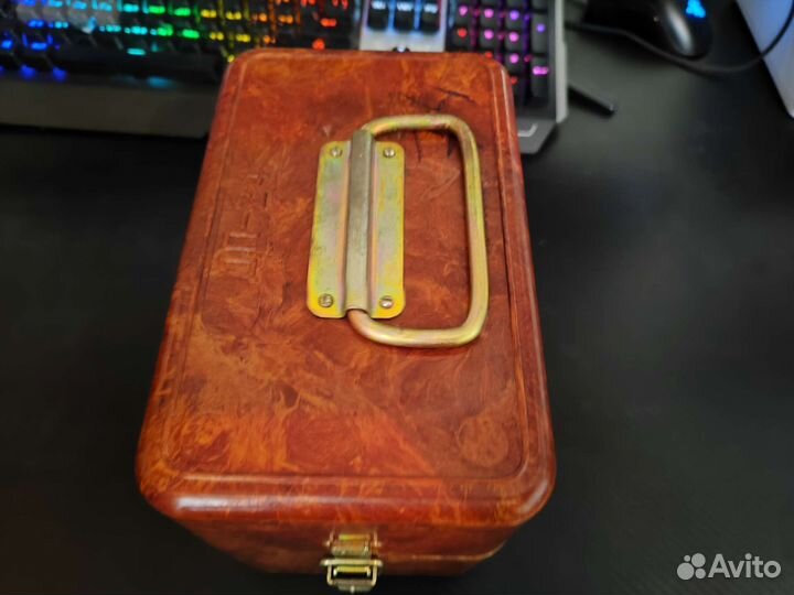Бакелитовый ящик времён СССР