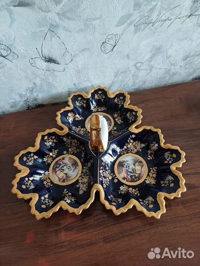 Менажница фарфоровая