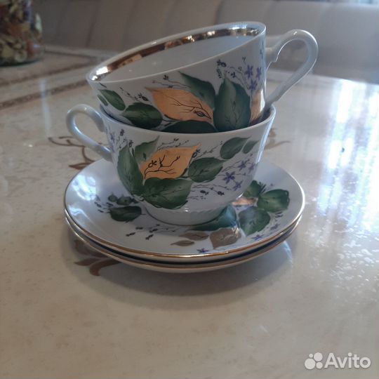 Чашки с блюдцем