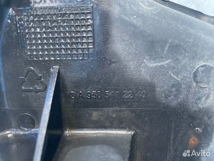 Кронштейн проводки Mercedes-Benz