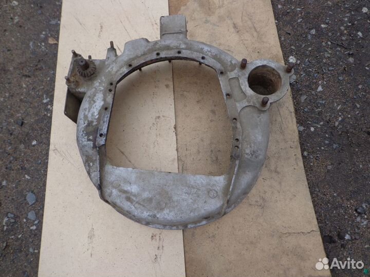 Лобовая крышка кожух маховика 6 Ч 12/14