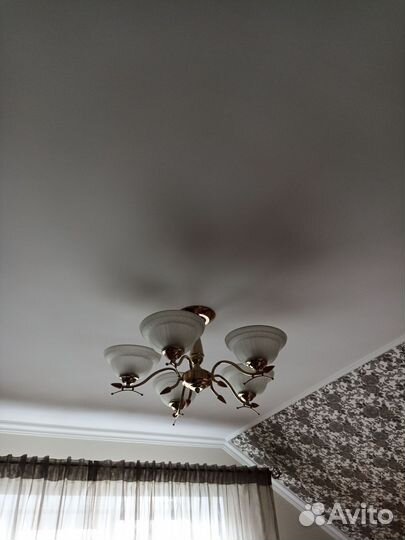 Люстра потолочная