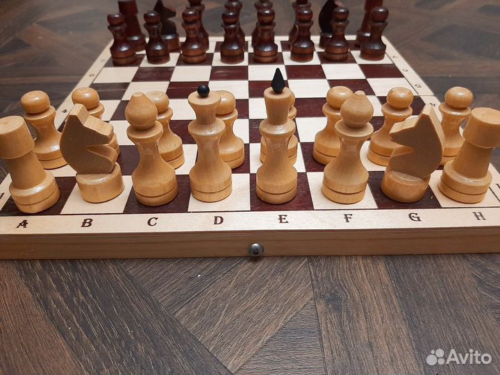 Шахматы деревянные