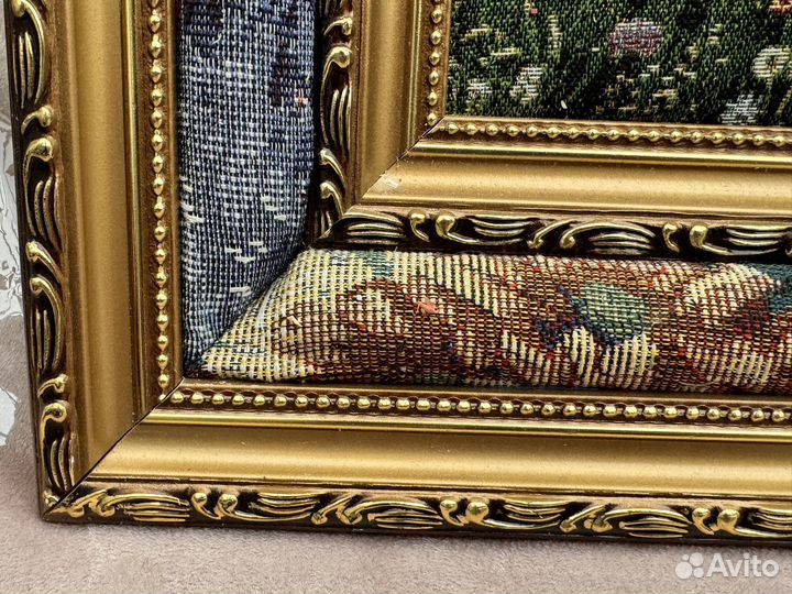 Картина гобелен в раме лошади
