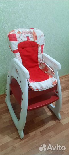 Стульчик (столик) для кормления ребенка