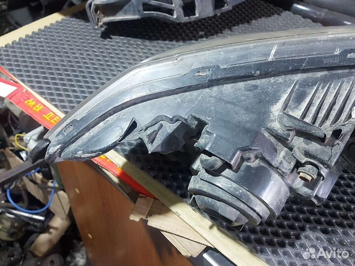 Фары для mazda 3 bk с дефектом