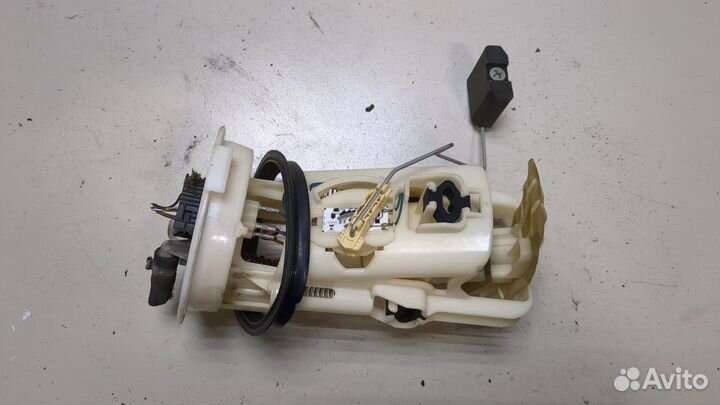 Насос топливный электрический BMW 3 E46, 2002