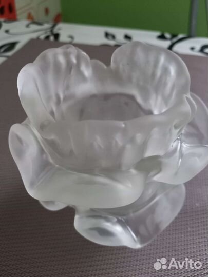 Плафоны для люстры. В наличии 4 шт. На цоколь Е14