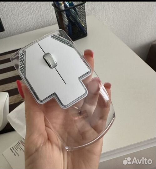 Прозрачная беспроводная и бесшумная мышь (новая)