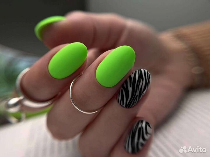Маникюр с покрытием