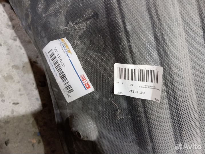 Локер правый Venza toyota