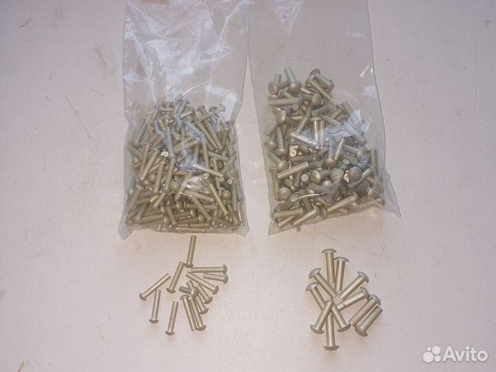 Заклепки алюминиевые одним лотом