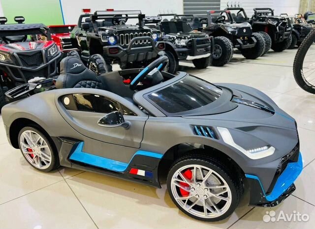 Детская машинка электромобиль