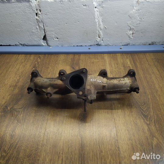 Выпускной коллектор Volkswagen Passat B5 универсал