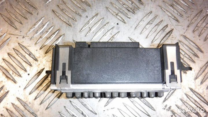 Резистор отопителя VW Volkswagen Jetta