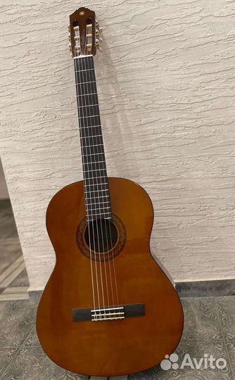 Классическая гитара yamaha c40
