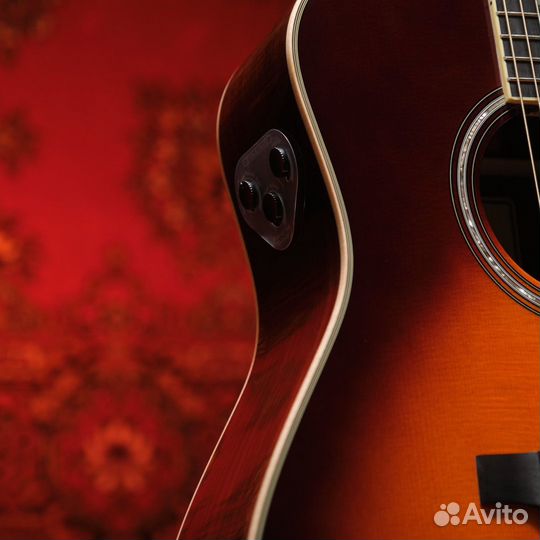 Трансакустическая гитара из массива Yamaha LL-TA