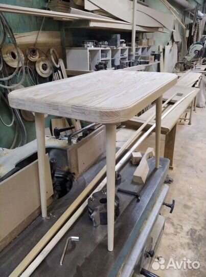 Стул и стол детские из лиственницы