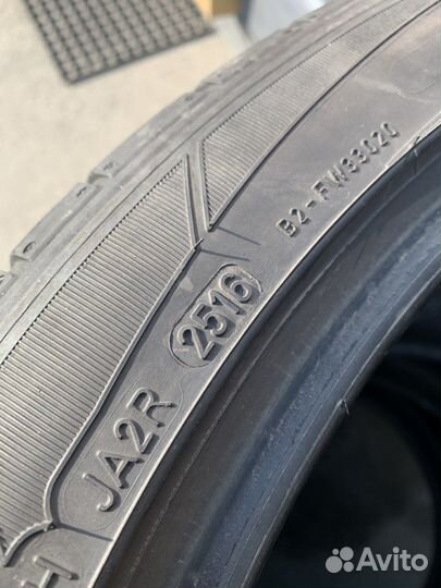 Dunlop SP Sport Maxx GT 255/40 R21 102Y