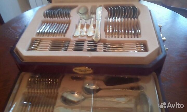 Набор столовых приборов на 12 персон новый