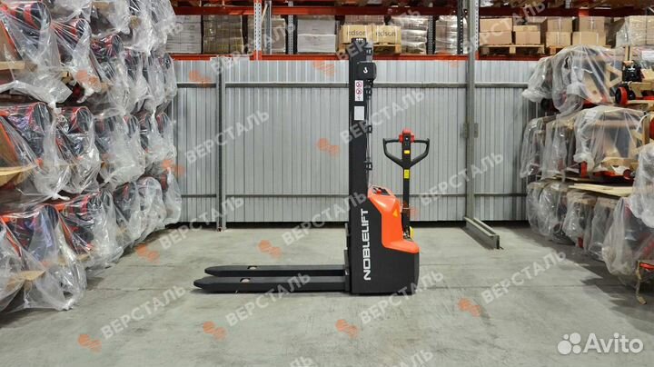 Штабелер самоходный 1,2 тонны 3,6м noblelift 100Ah