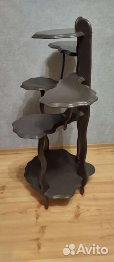 Напольная деревянная подставка для цветов