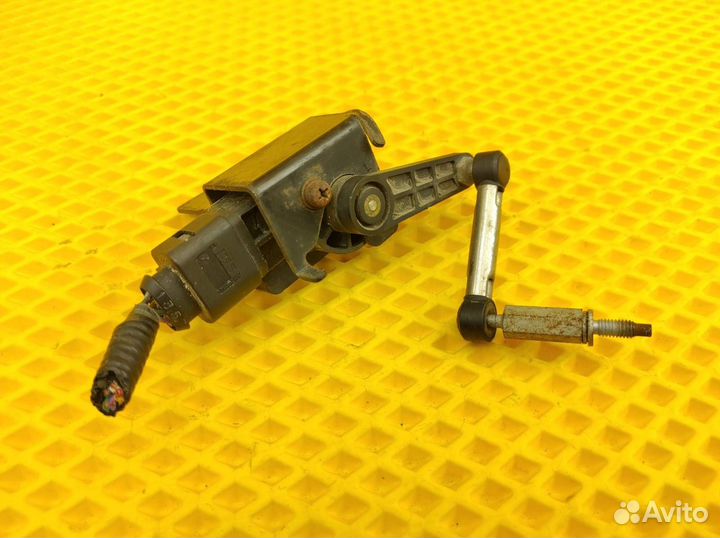 Датчик дорожного просвета Nissan Juke NF15 MR16DDT