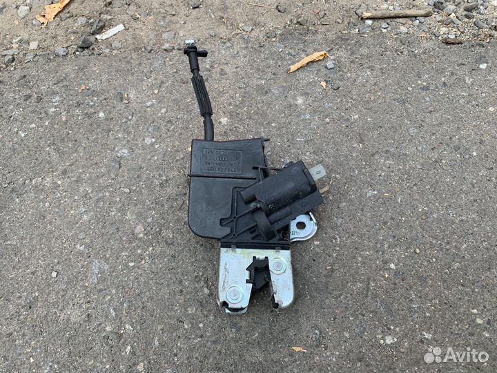 Audi a8 a6 a4 замок крышки багажника