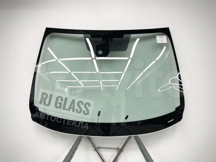 Лобовое стекло Nissan Qashqai (j11)