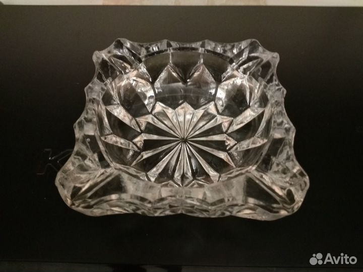 Стеклянная пепельница Фетиш